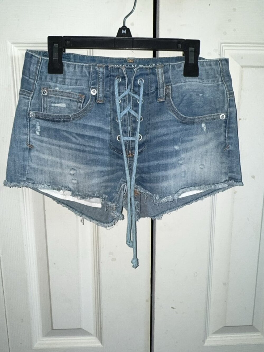American Eagle Woman's shortie jean shorts